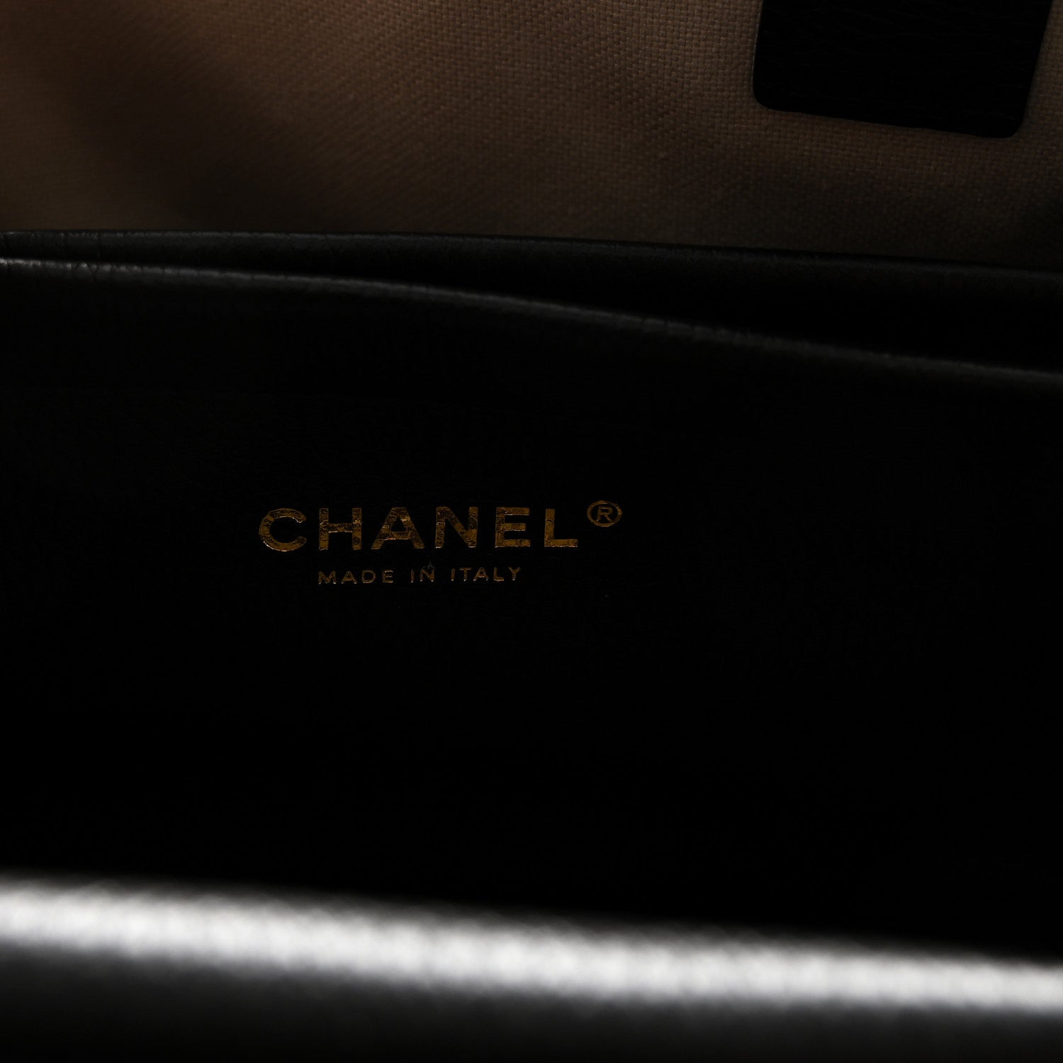 Grained Calfskin Stitched Urban Essentials Small Shopping Bag Black