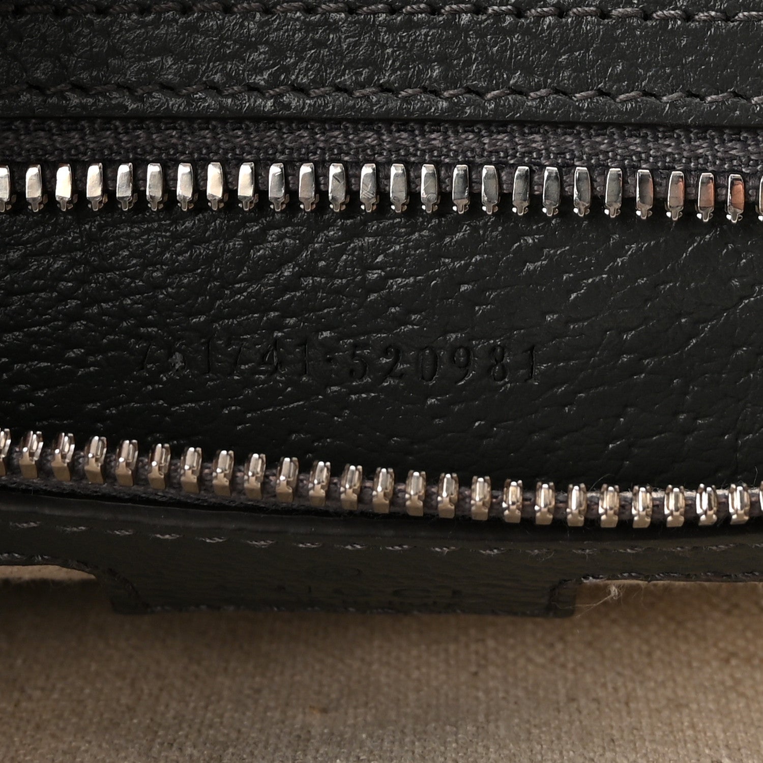 Tender GG Supreme Monogram Textured Dollar Calfskin Ophidia Messenger Bag Grey Black Graphite Grey