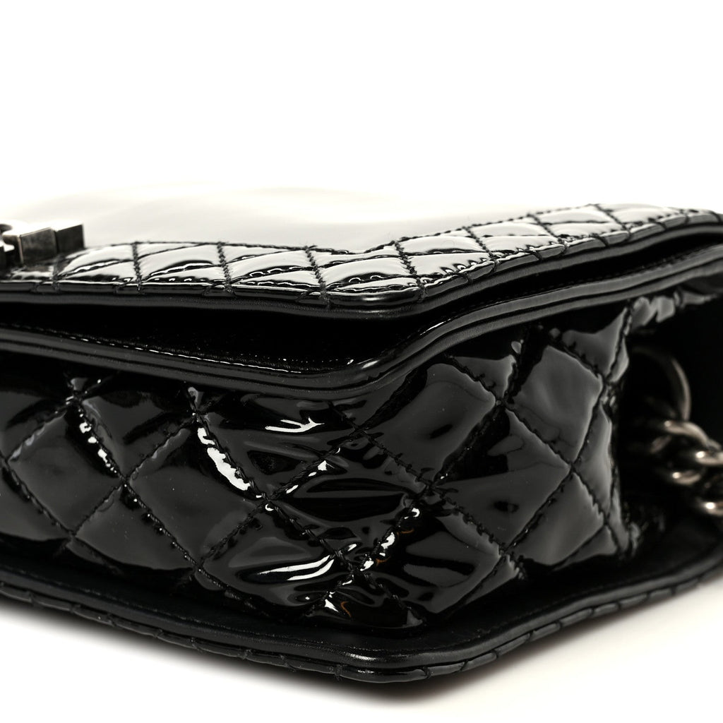 Patent New Medium Boy Reverso Flap Black