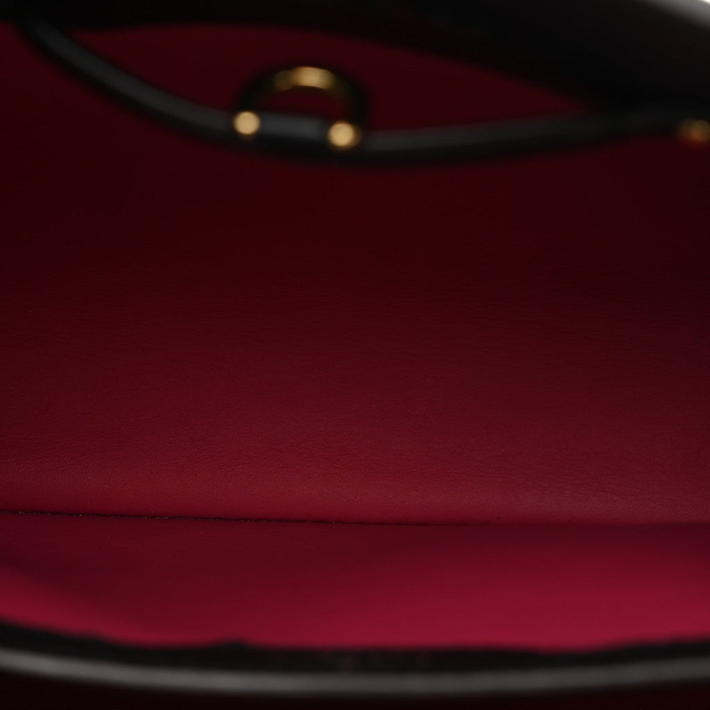 Taurillon Capucines BB Black