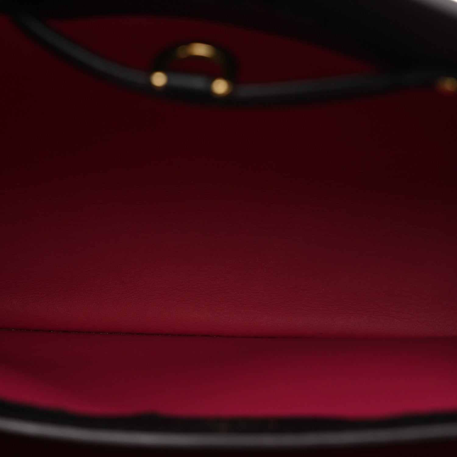Taurillon Capucines BB Black