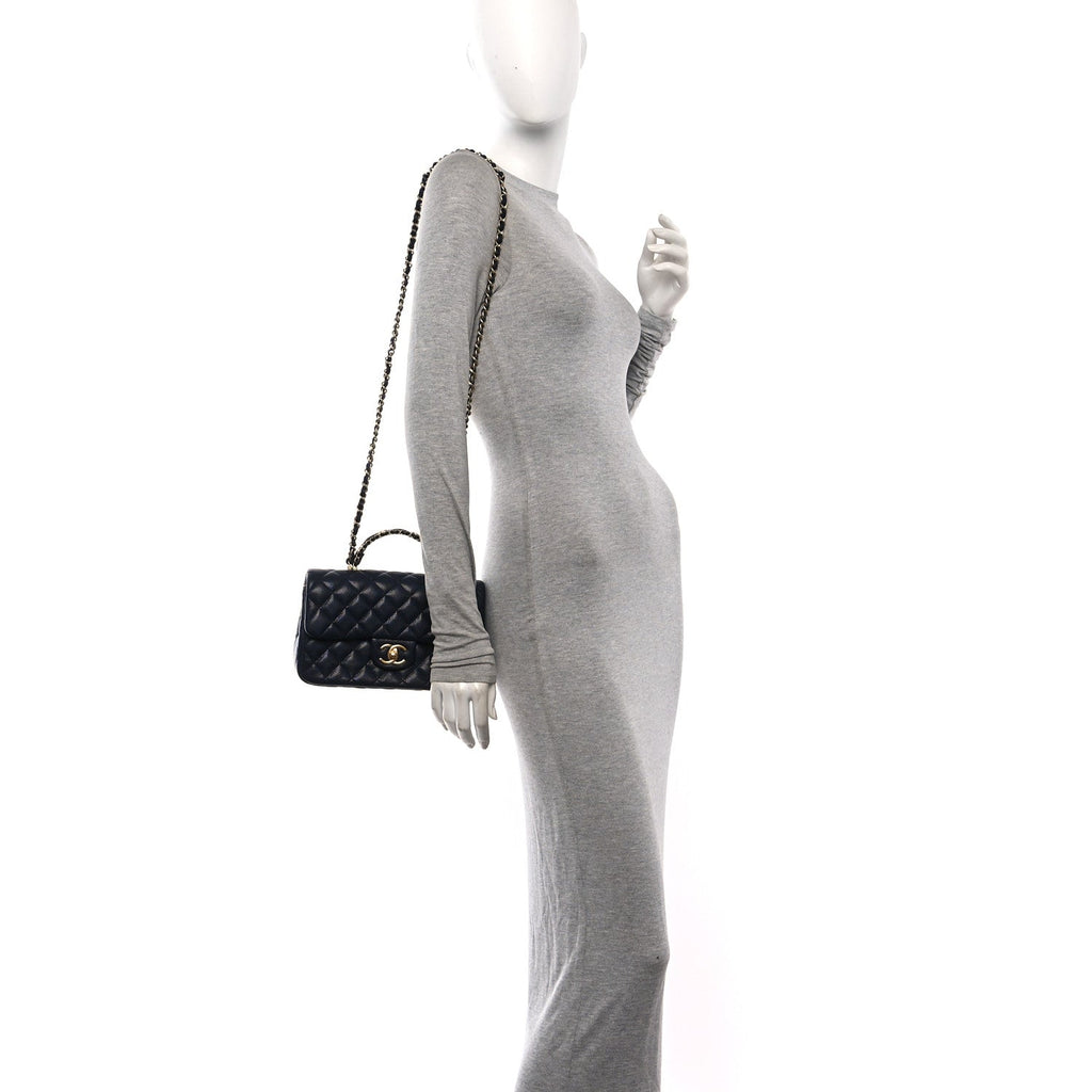 Caviar Quilted Small Handy CC Flap Navy