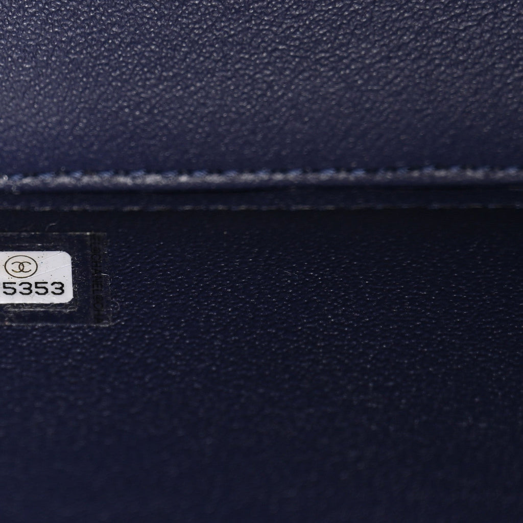 Caviar Quilted Small Top Handle Vanity Case With Chain Navy Blue