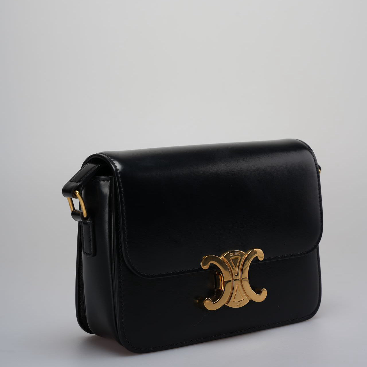 Celine Black Triomphe Crossbody Bag   2021 Small Calfskin