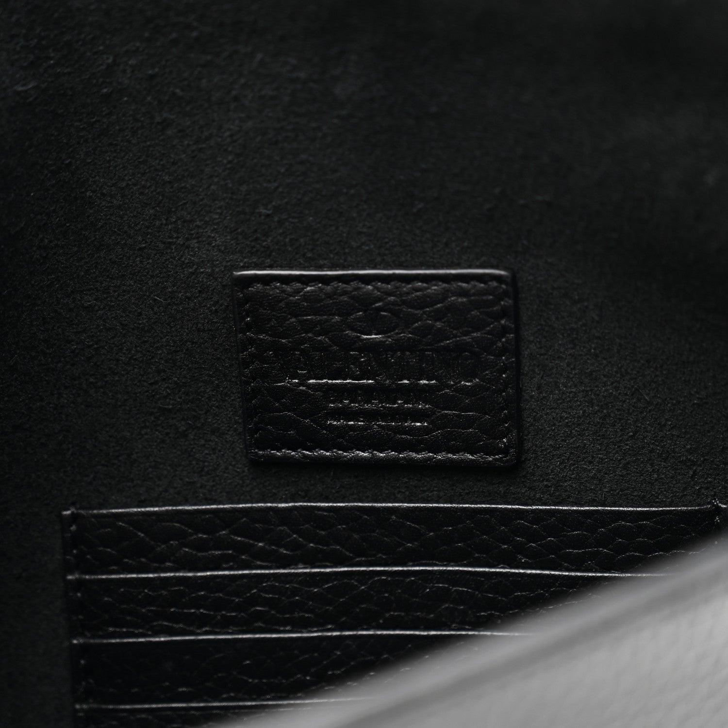 Pebbled Calfskin Large Rockstud Envelope Clutch Black