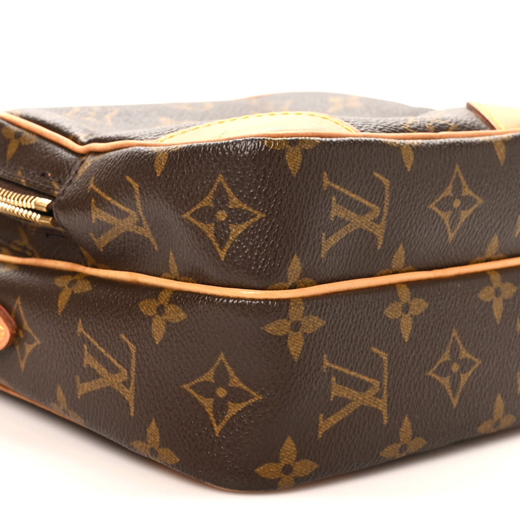 Monogram Amazone