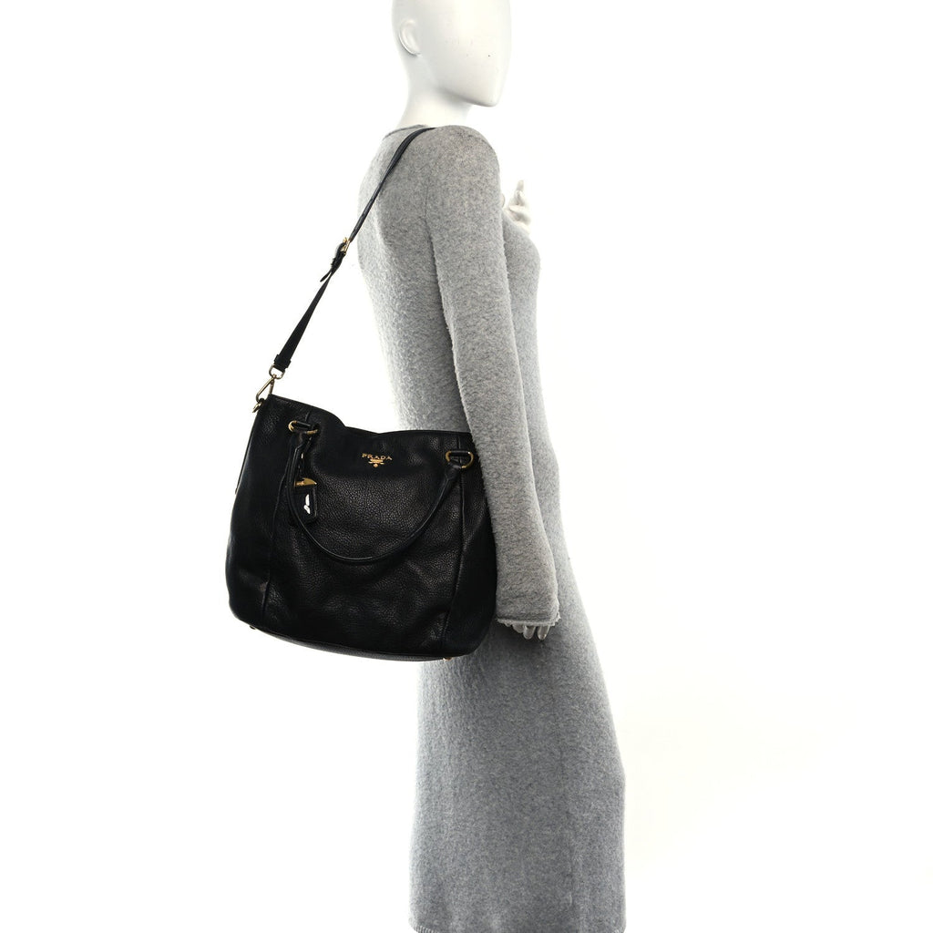 Vitello Daino Shopping Tote Black