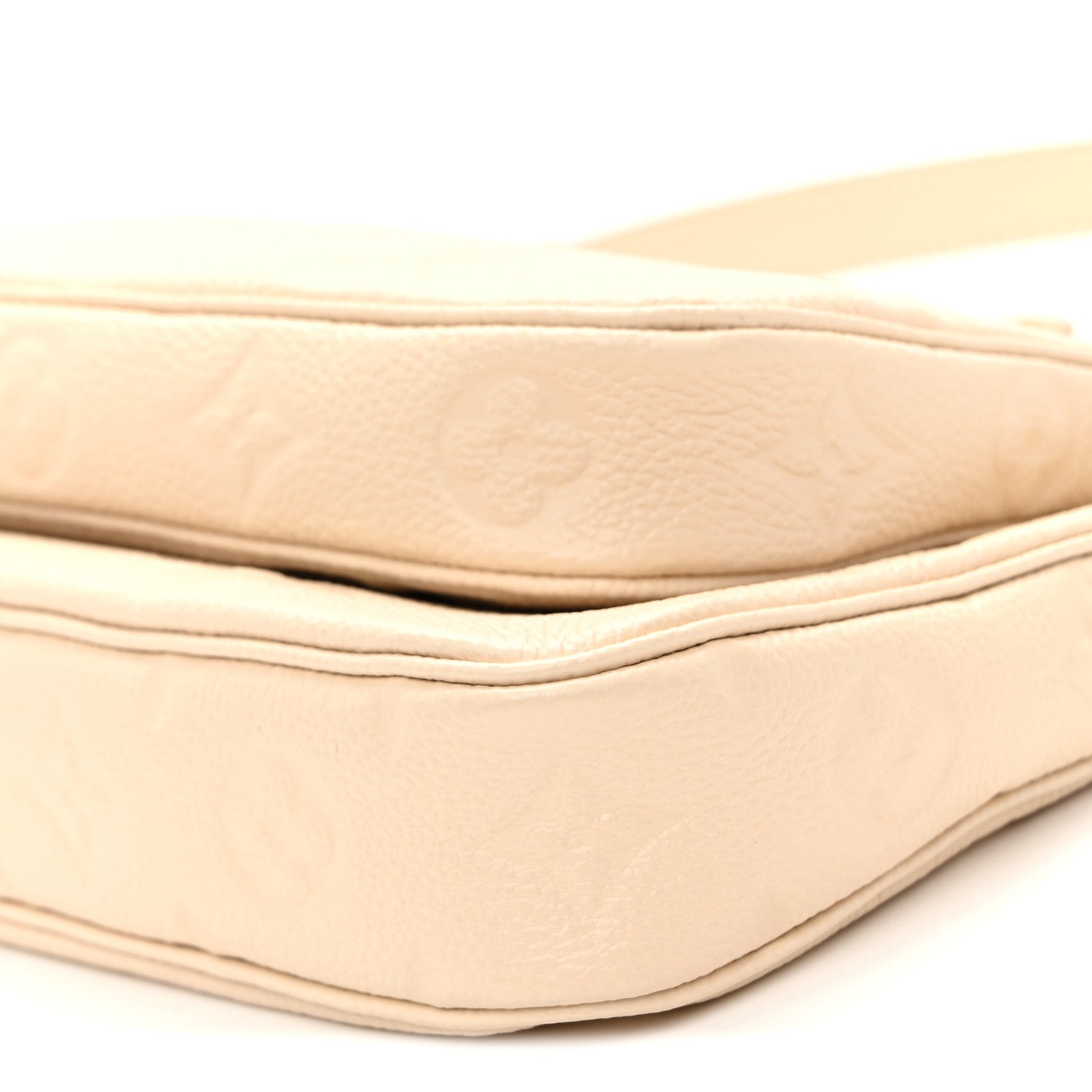 Empreinte Monogram Giant Multi Pochette Accessories Cream