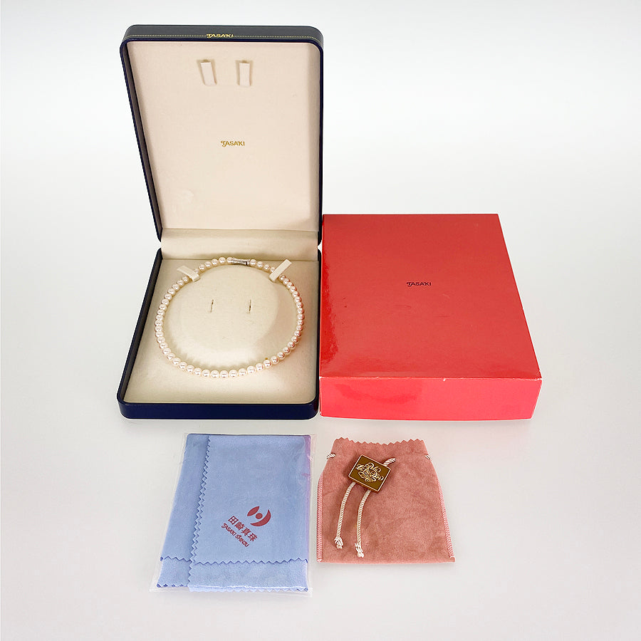 TASAKI Necklace