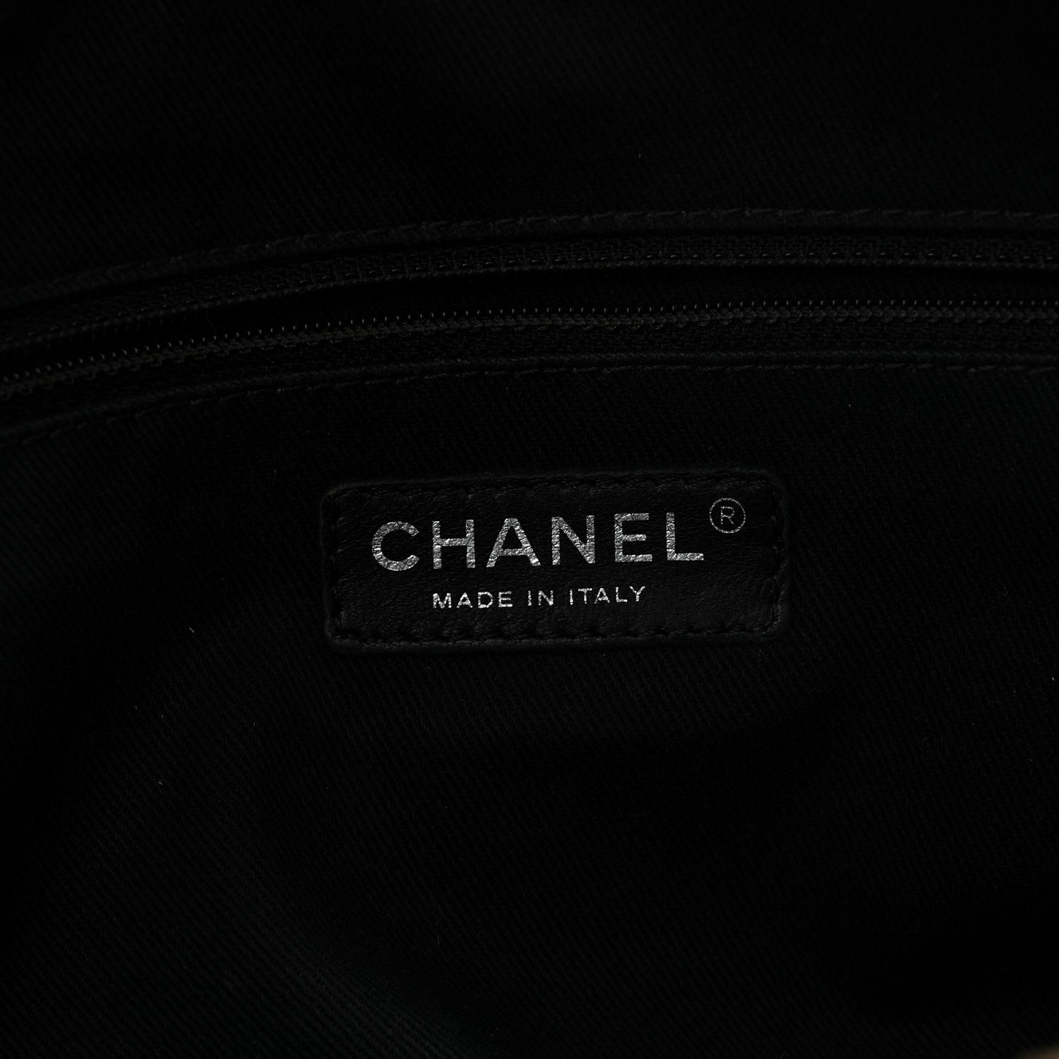 Caviar Quilted Jumbo Easy Flap Black