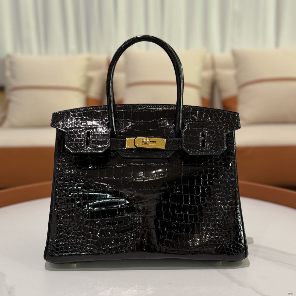 HERMÈS BIRKIN 30 BLACK SHINY CROCODILE GOLD HARDWARE X STAMP