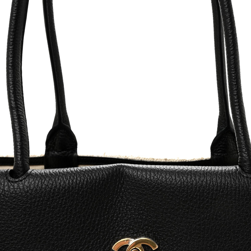 Grained Calfskin Boucle Urban Essentials Small Shopping Bag Black Ivory