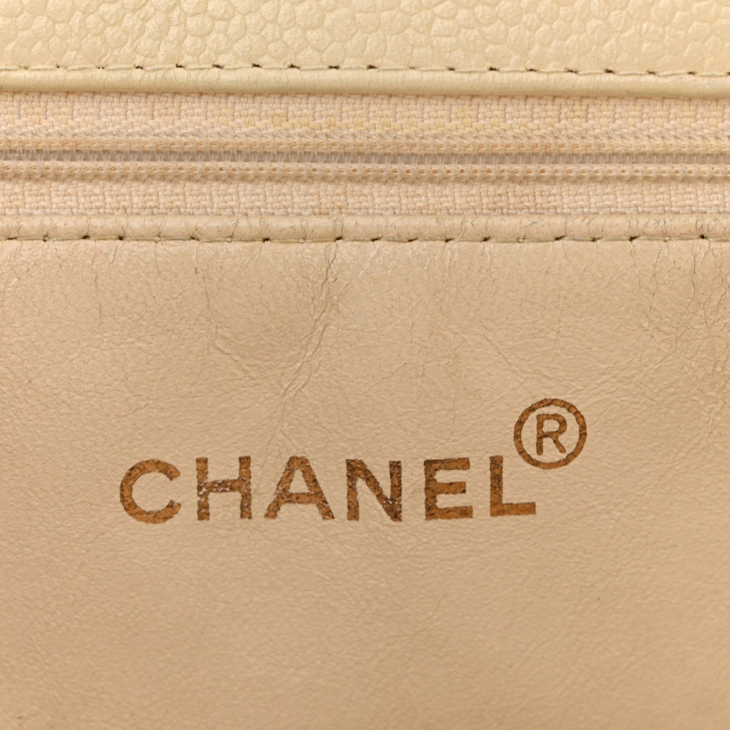 Caviar Quilted Timeless CC Shopping Tote White