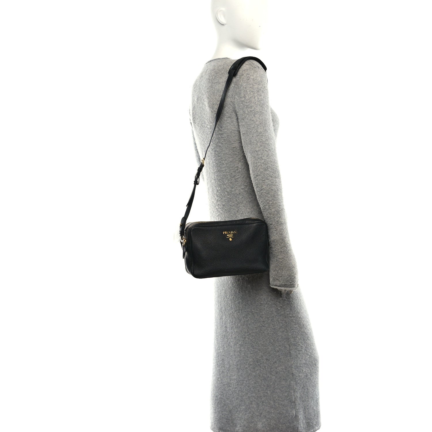 Vitello Daino Medium Double Zip Shoulder Bag Black