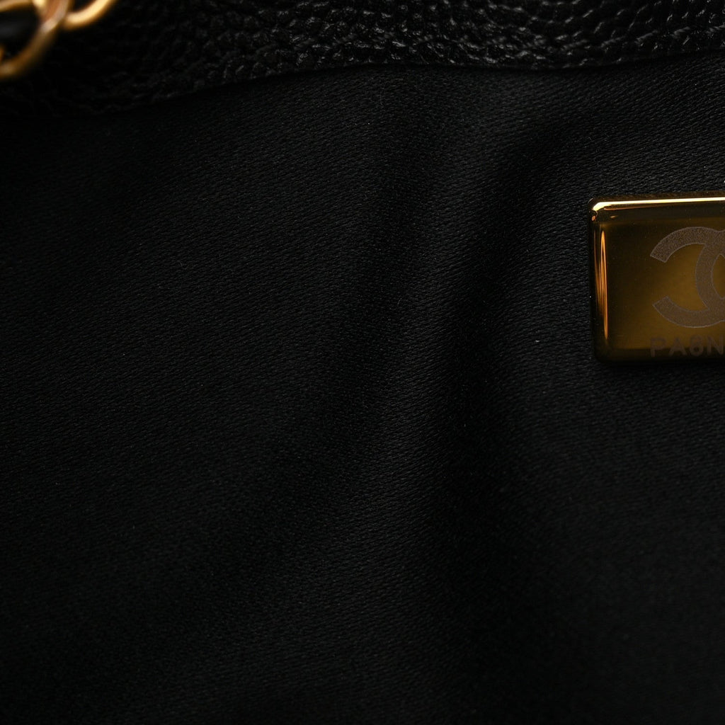 Caviar Quilted Medium Chanel 25 Handbag Black