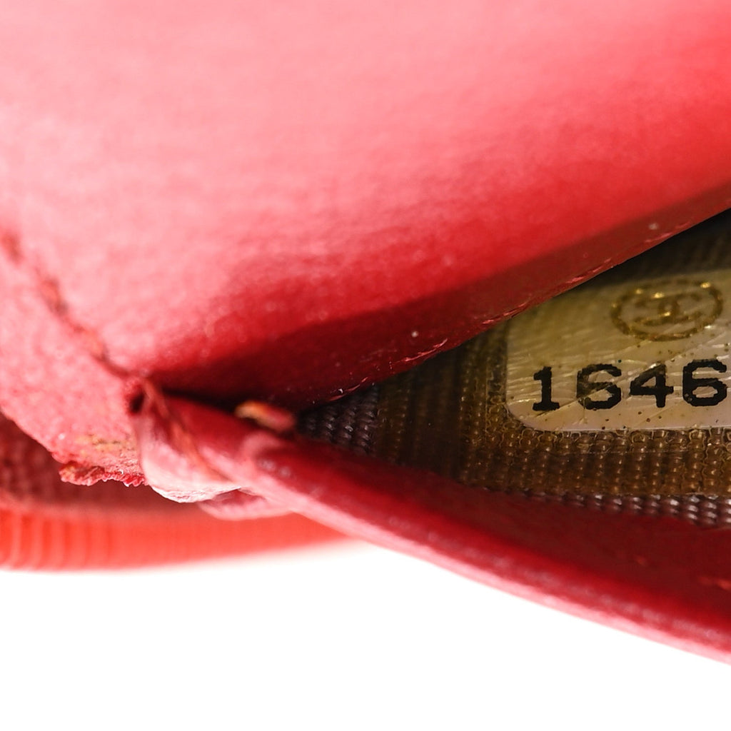 Caviar Large CC Timeless Zip Around Organizer Wallet Red
