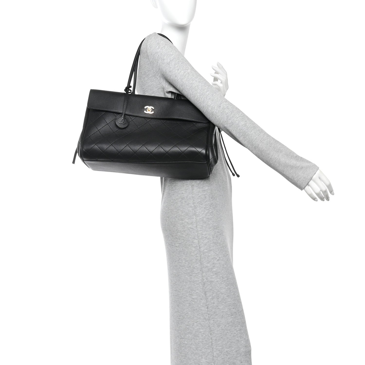 Grained Calfskin Stitched Urban Essentials Large Shopping Bag Black