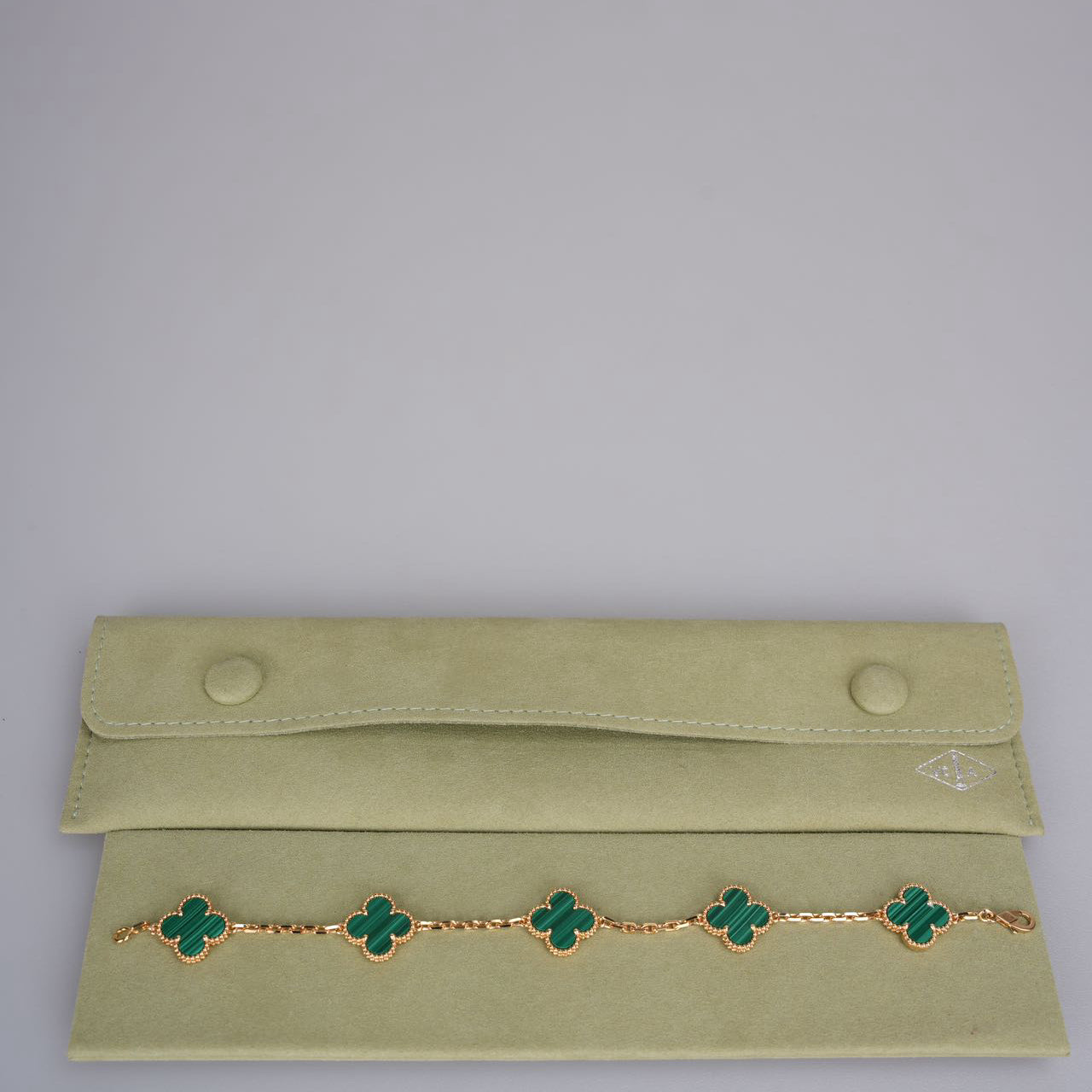 Van Cleef & Arpels Vintage Alhambra 5 Motif Bracelet Yellow Gold Malachite 2019