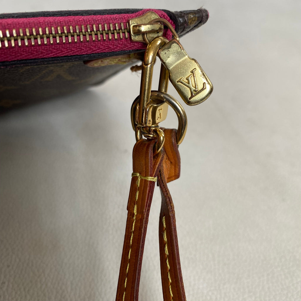 LOUIS VUITTON Monogram Neverfull GM Wristlet