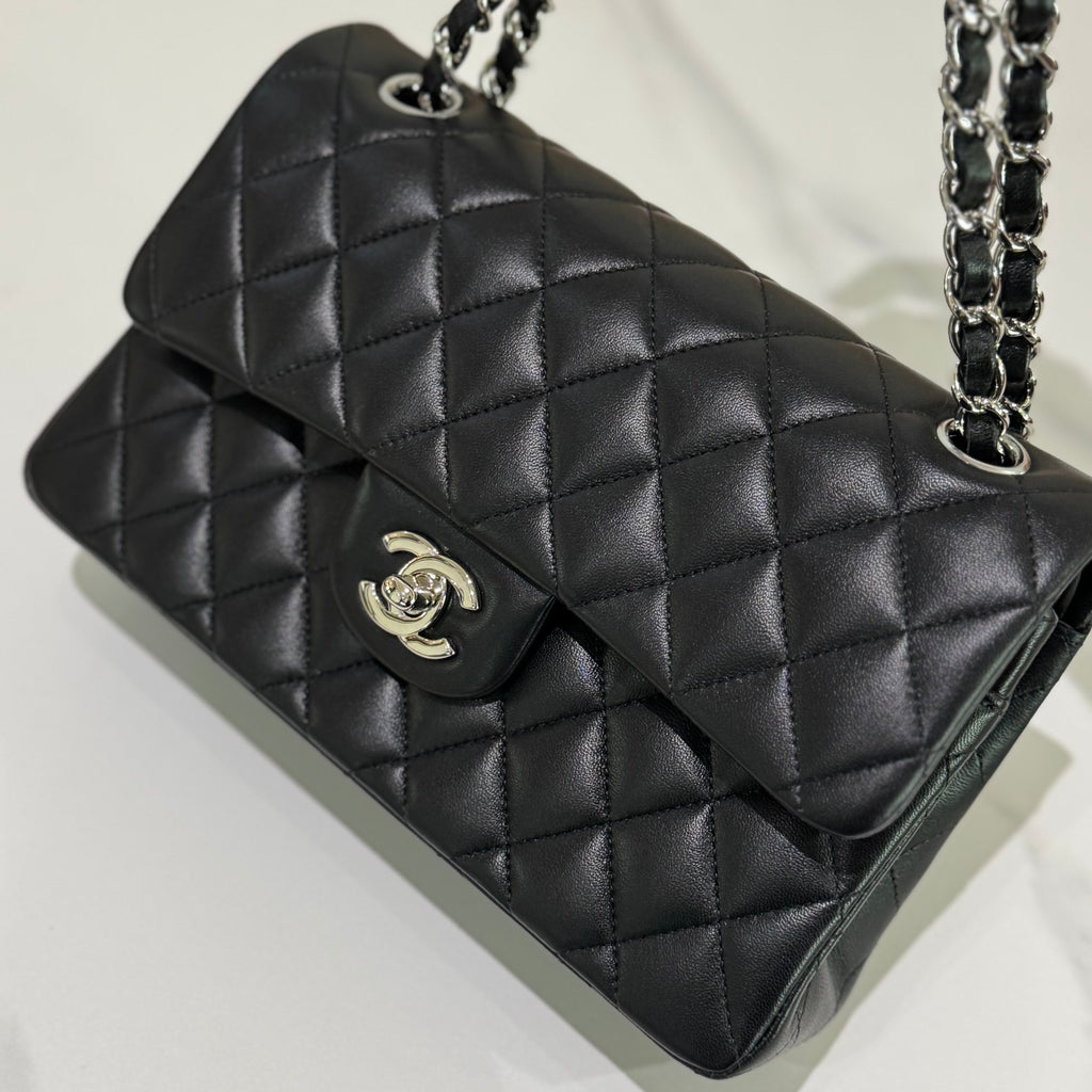 CHANEL CF SMALL BLACK LAMBSKIN WITH SILVER HARDWARE –  ITY CARD MODEL