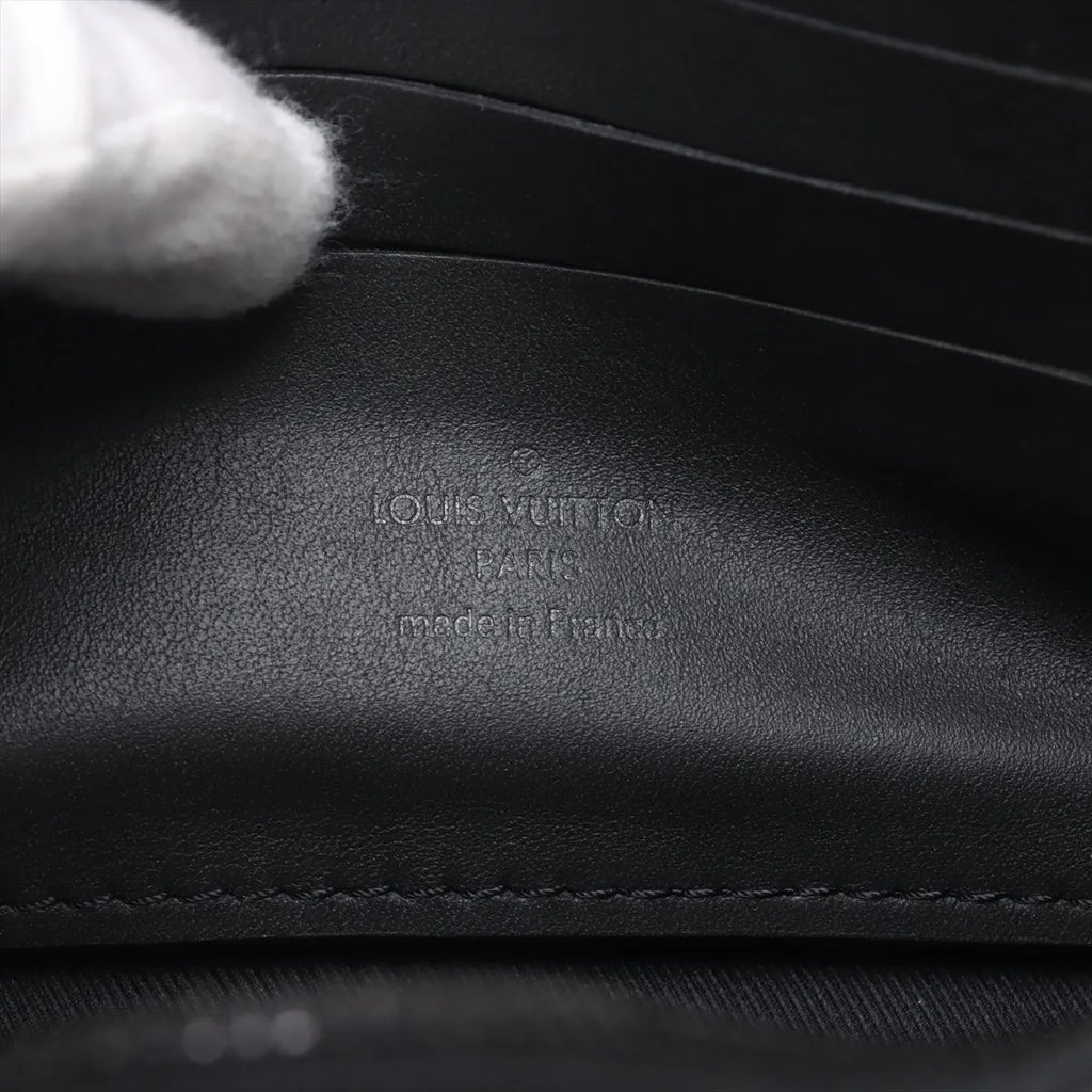 Louis Vuitton Monogram Taurillon Pochette Volga Black