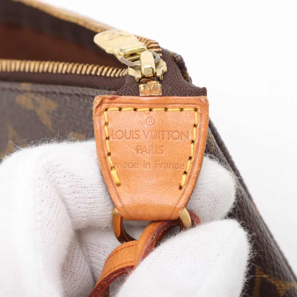 Louis Vuitton Monogram Pochette Accessories