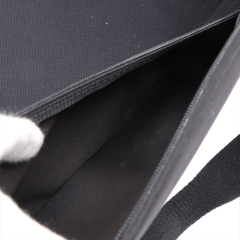 Louis Vuitton Monogram Eclipse Horizon Soft Black