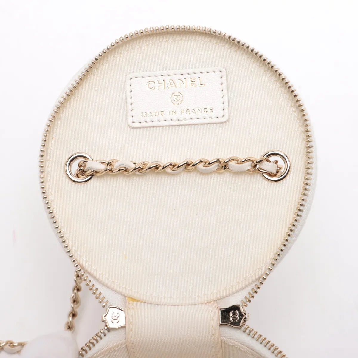 Chanel CC Logo Mini Matelasse Lambskin Chain Round Shoulder Bag White