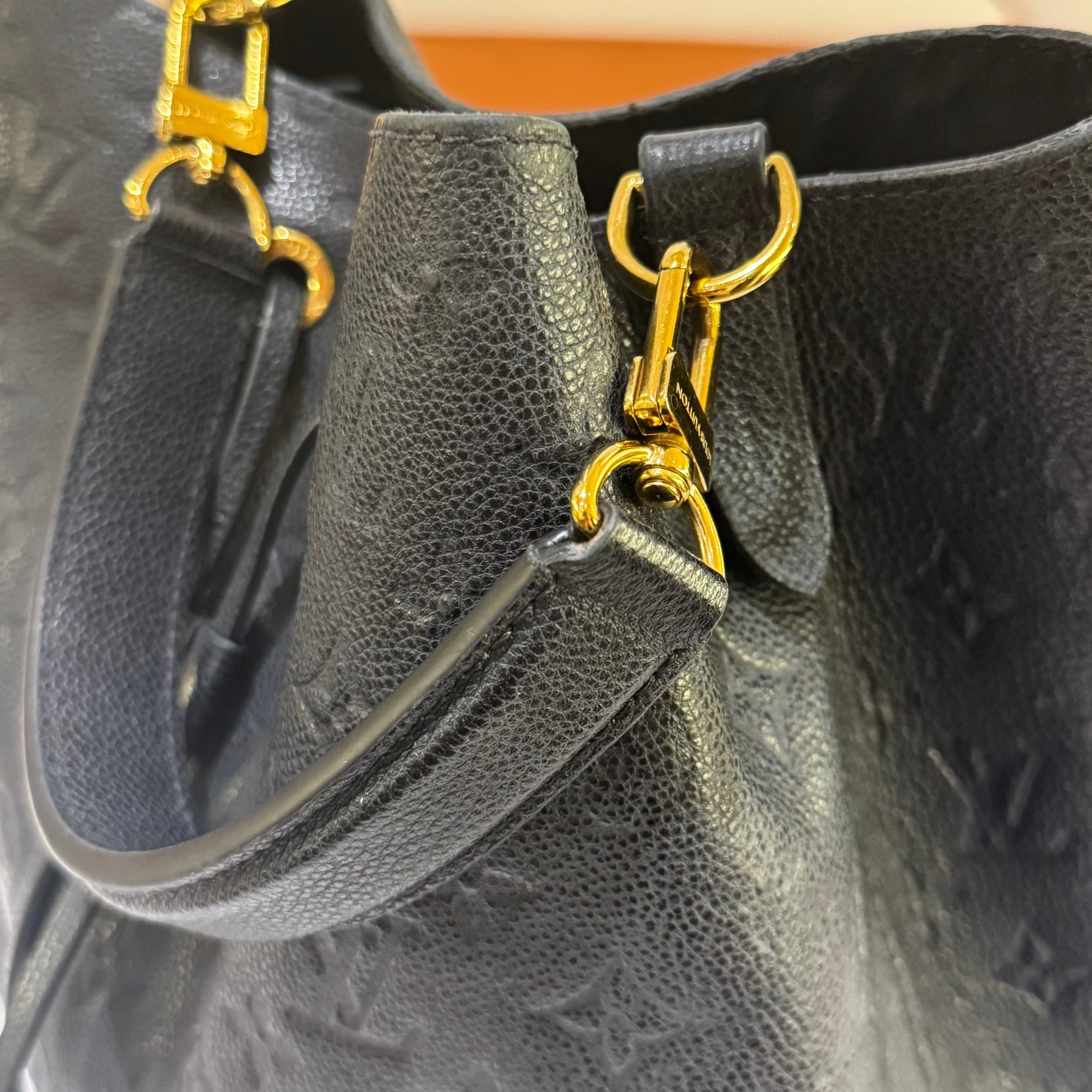 LOUIS VUITTON NEO NEO CLASSIC MONOGRAM DRAWSTRING EMBOSSED COWHIDE BUCKET BAG