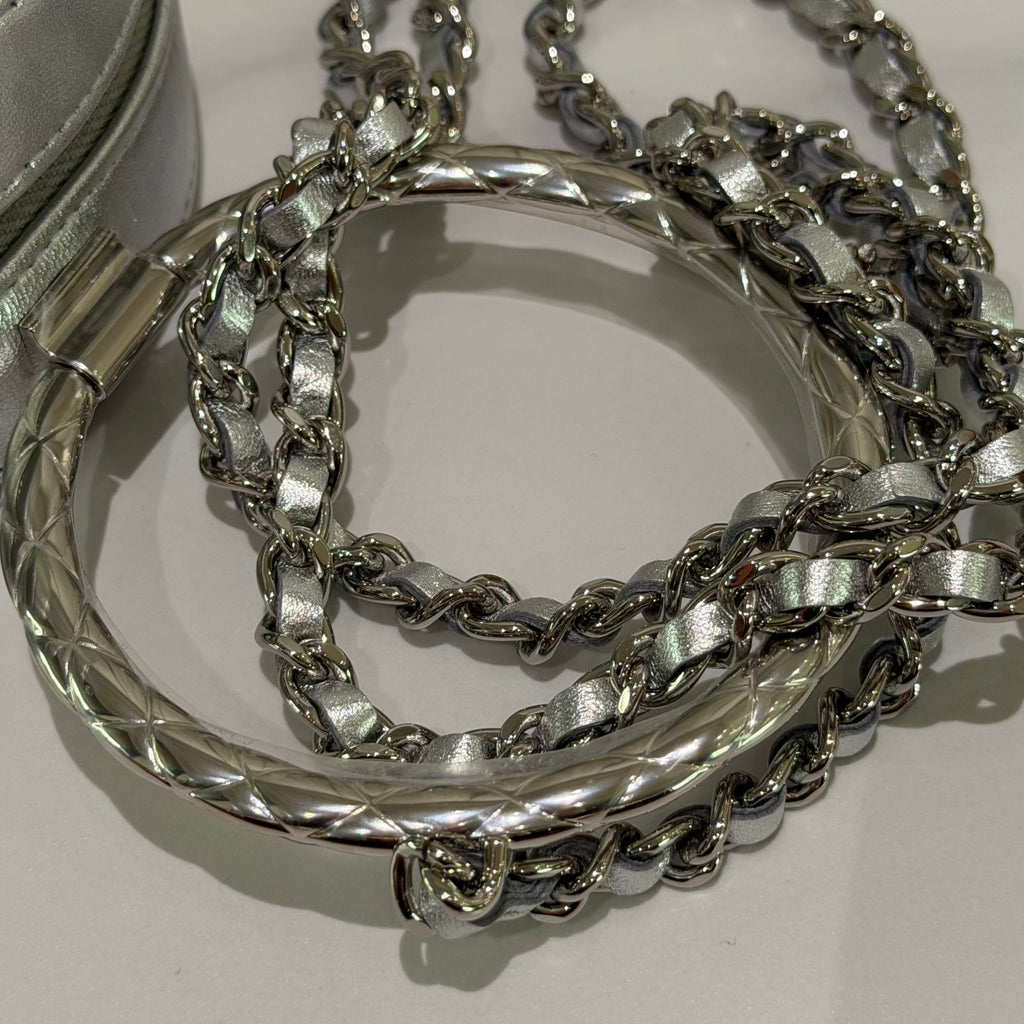 CHANEL Silver Patent Leather Round Ring Evening Chain Bag