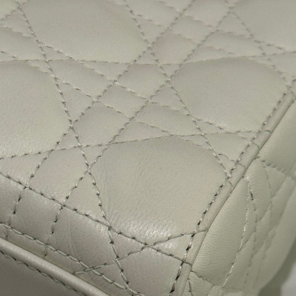 DIOR LADY DIOR SMALL WHITE LAMBSKIN (FOUR GUSSETS)