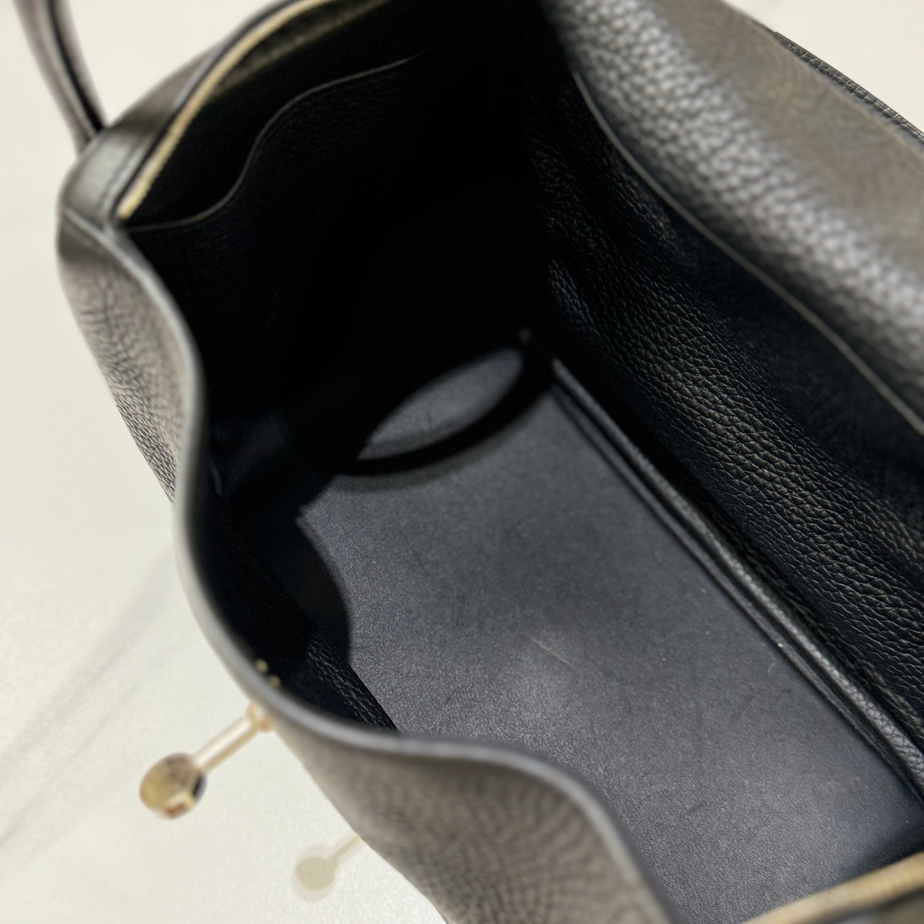HERMES LINDY 26 BLACK AND SILVER STAMP D