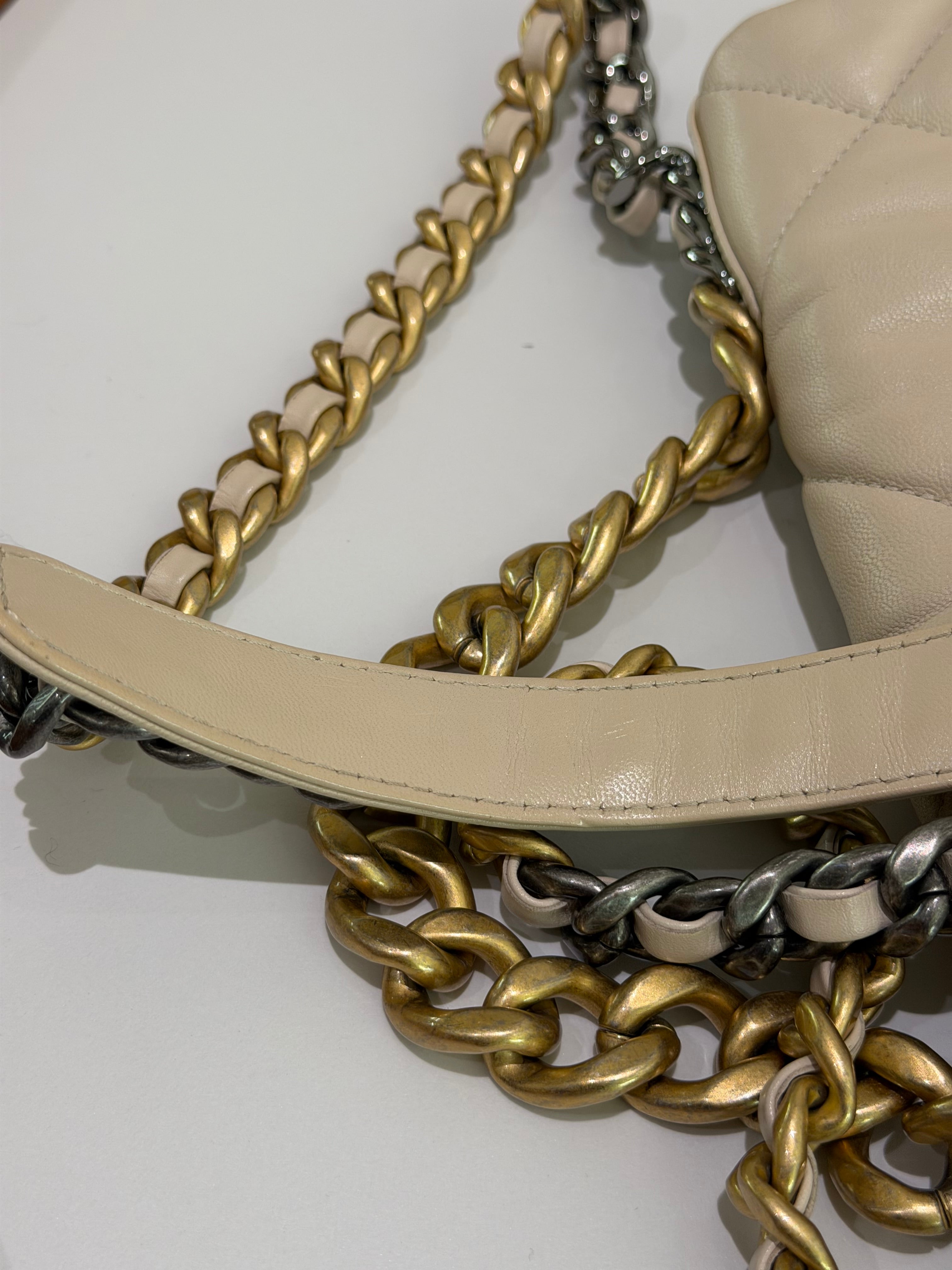 Chanel 19 Bag Medium Beige Quilted Lambskin with Gold Chain