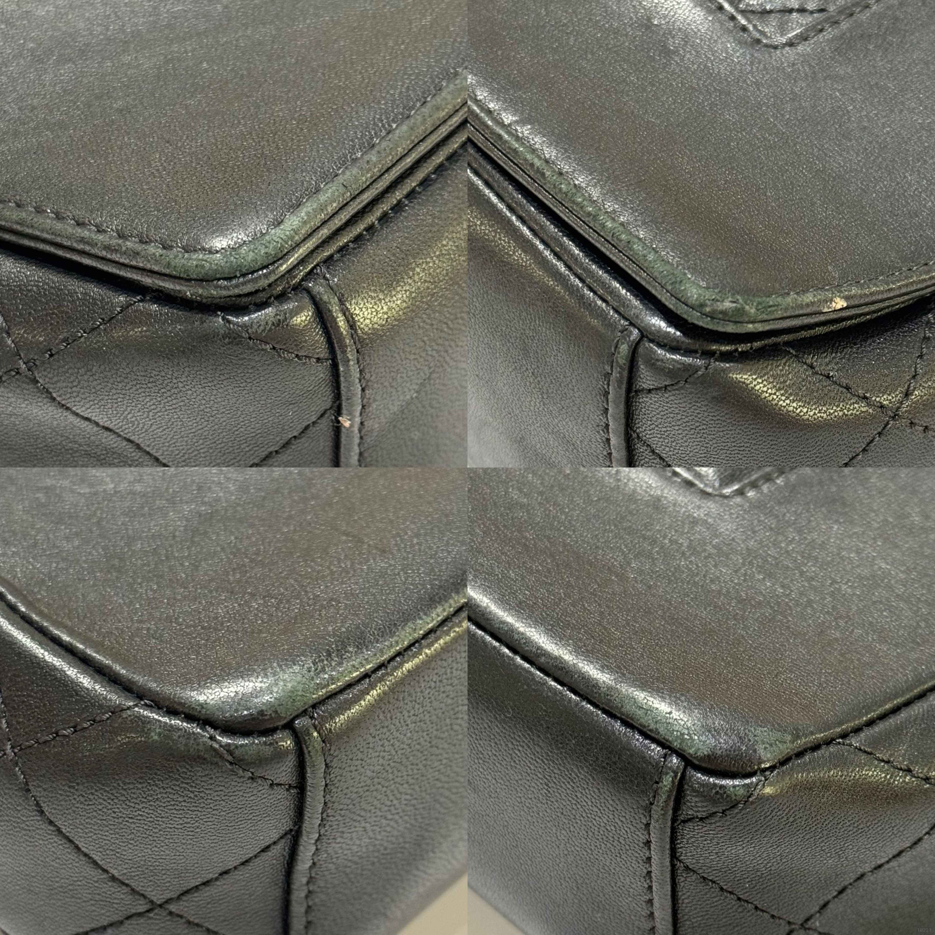 CHANEL VINTAGE FLAP BAG