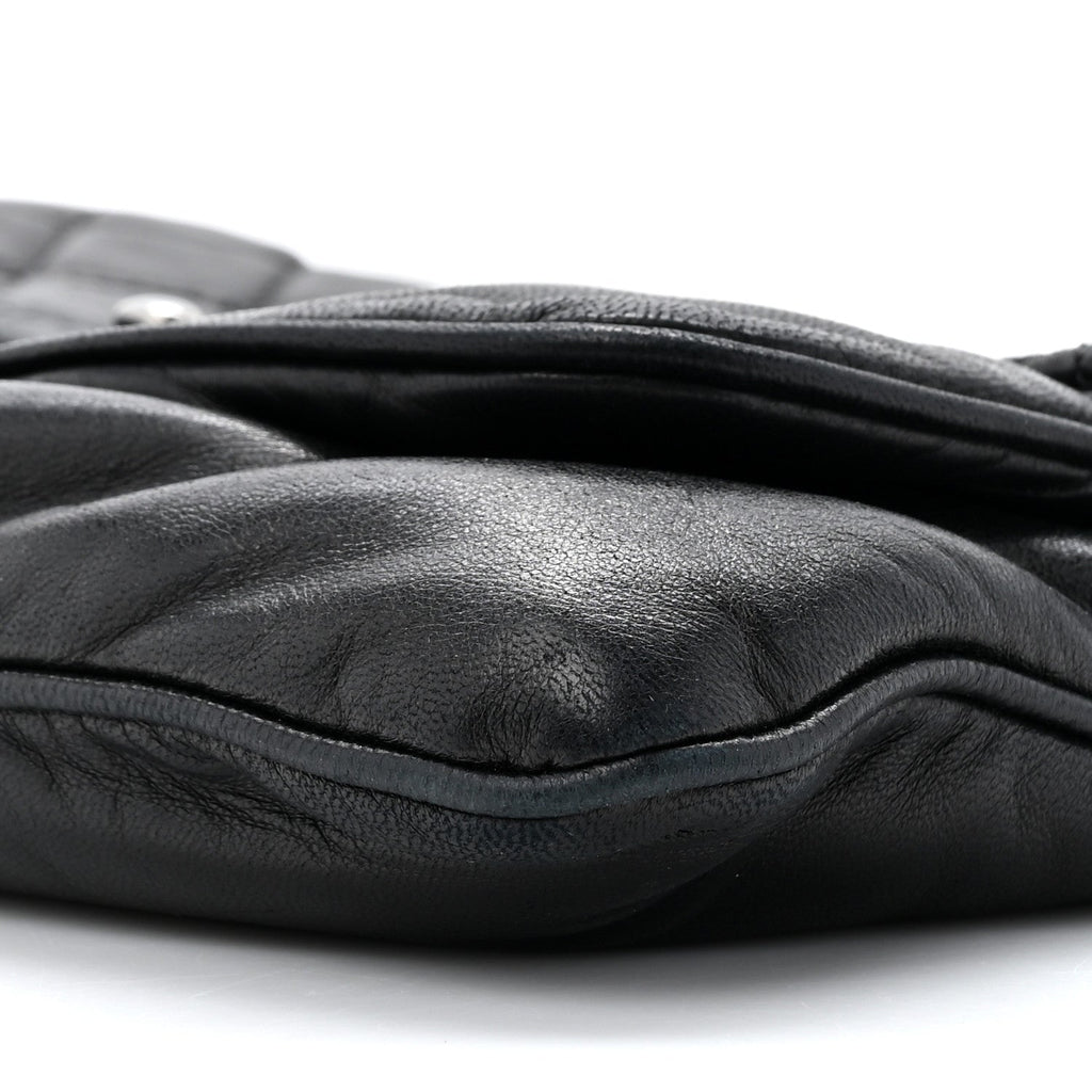 Lambskin Quilted Chain Mail Shoulder Bag Black