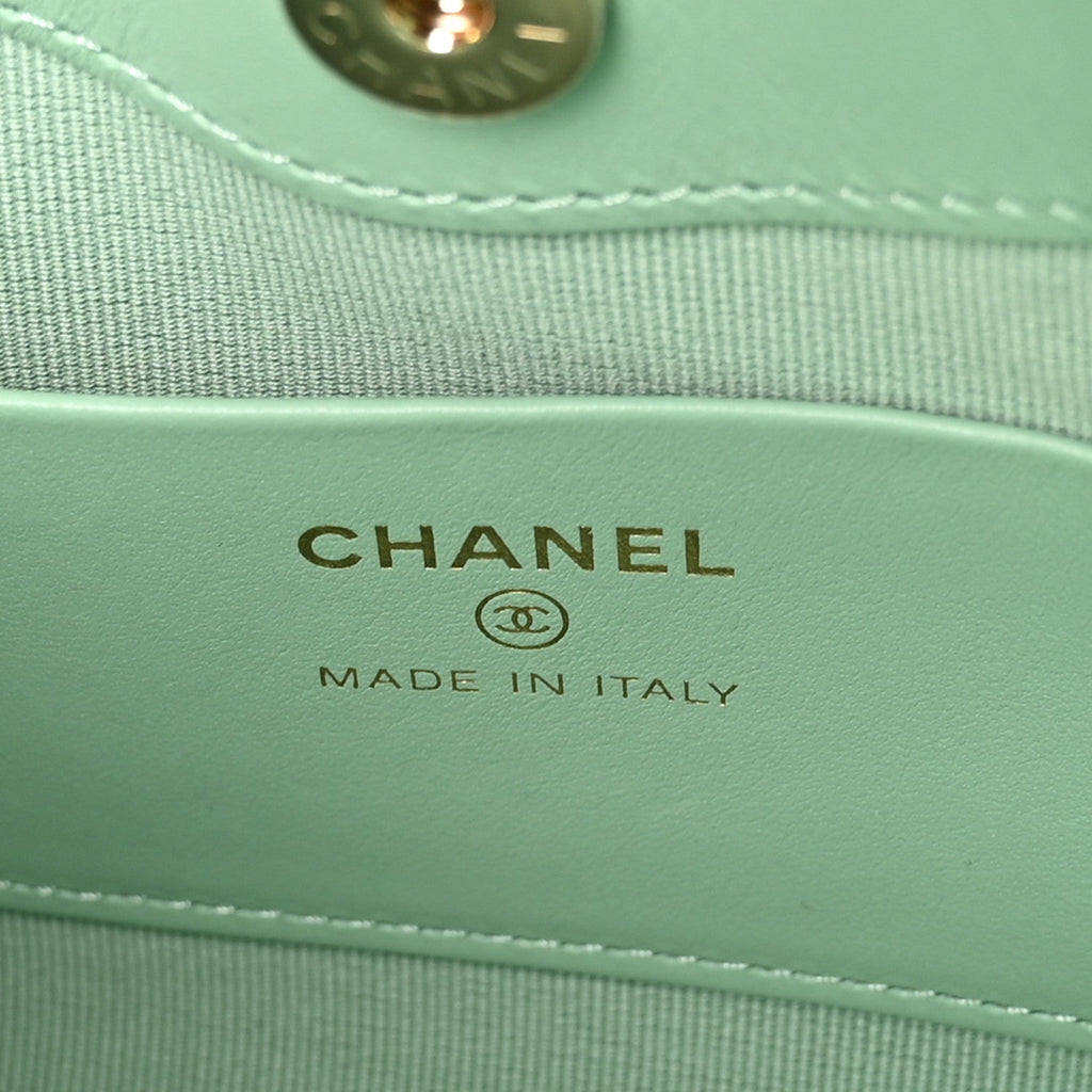 Shiny Crumpled Calfskin Quilted Nano 31 Shopping Bag Light Green
