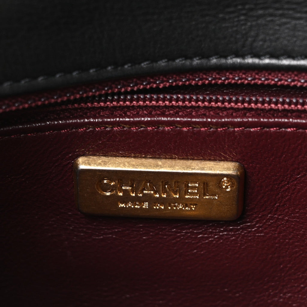 Calfskin Quilted Rock The Corner Flap Black
