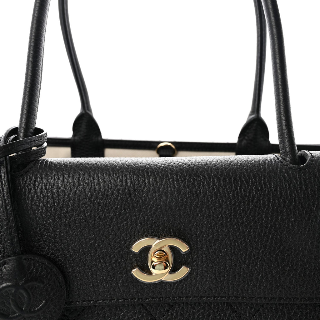 Grained Calfskin Stitched Urban Essentials Large Shopping Bag Black