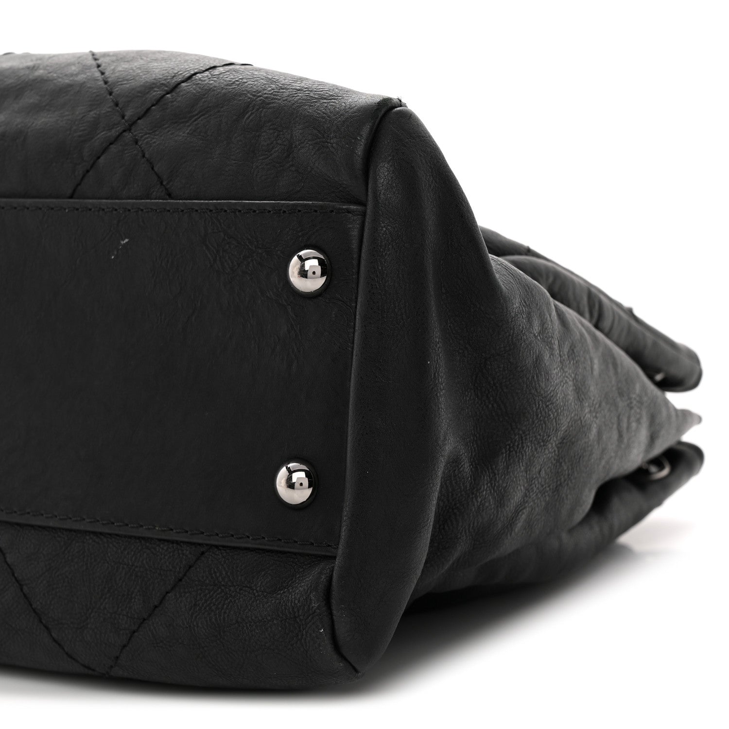 Calfskin Quilted Large Hamptons Flap Black