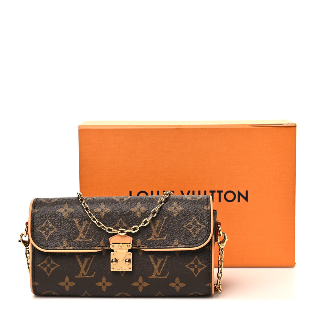 Monogram Pochette Camille