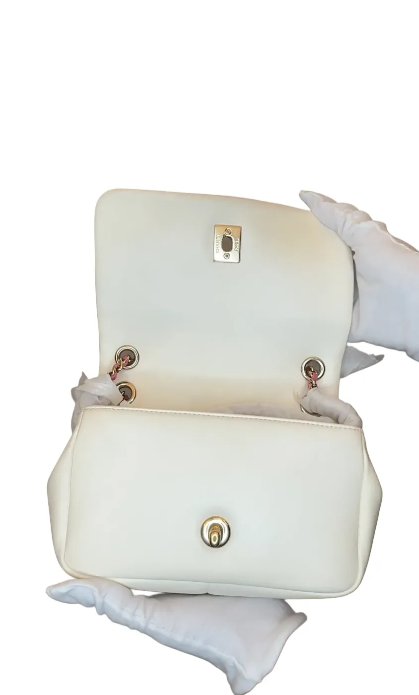 CHANEL Lambskin Small Entwined Chain Flap White Multicolor B22-46