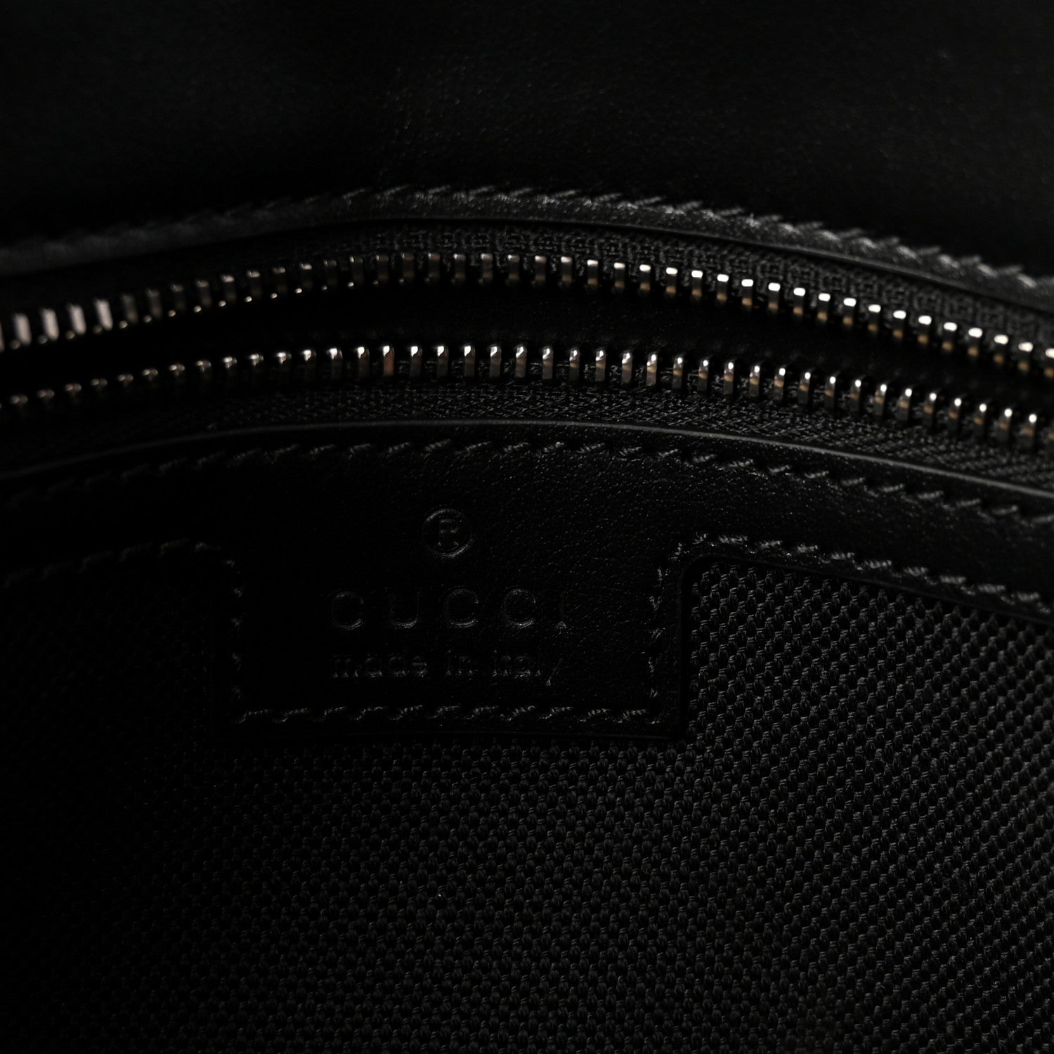 Calfskin Matelasse Monochrome Small GG Marmont Shoulder Bag Black