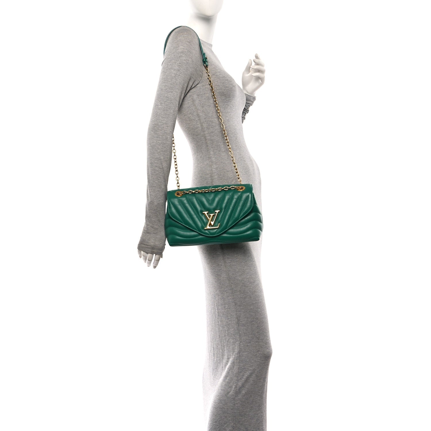 Calfskin New Wave Chain Bag MM NM Emerald