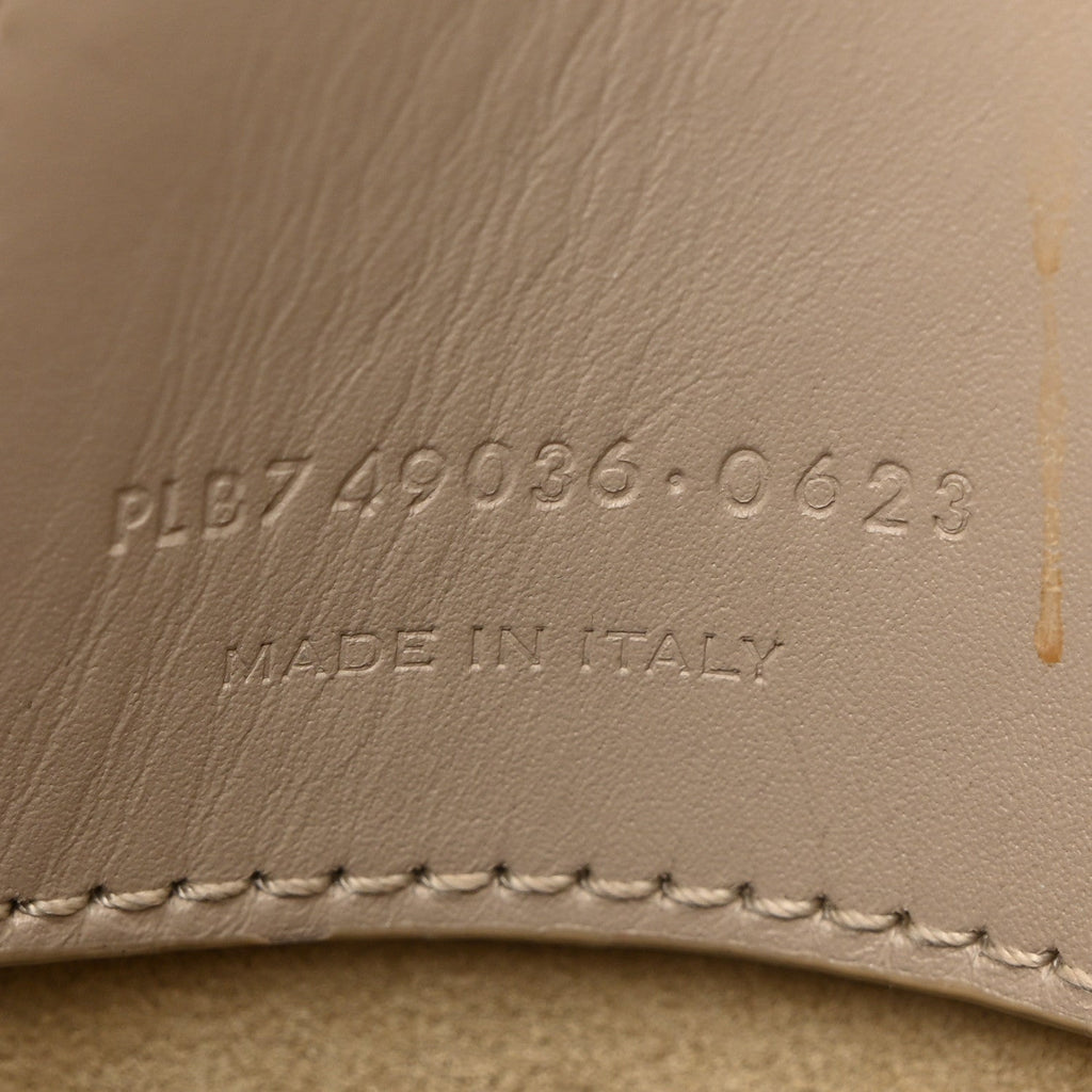 Shiny Calfskin Le 37 Small Bucket Bag Sea Salt
