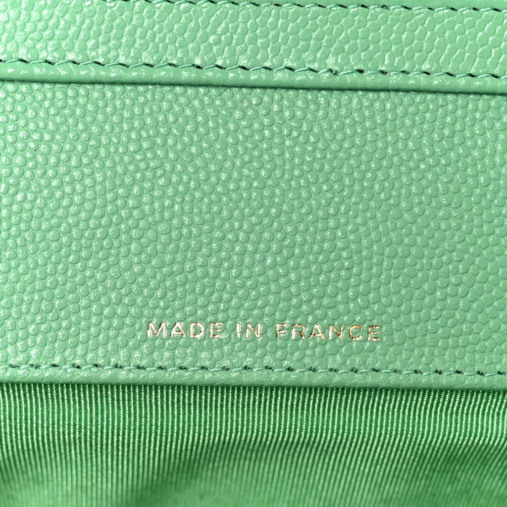 Caviar Quilted Flap Phone Holder With Chain Green