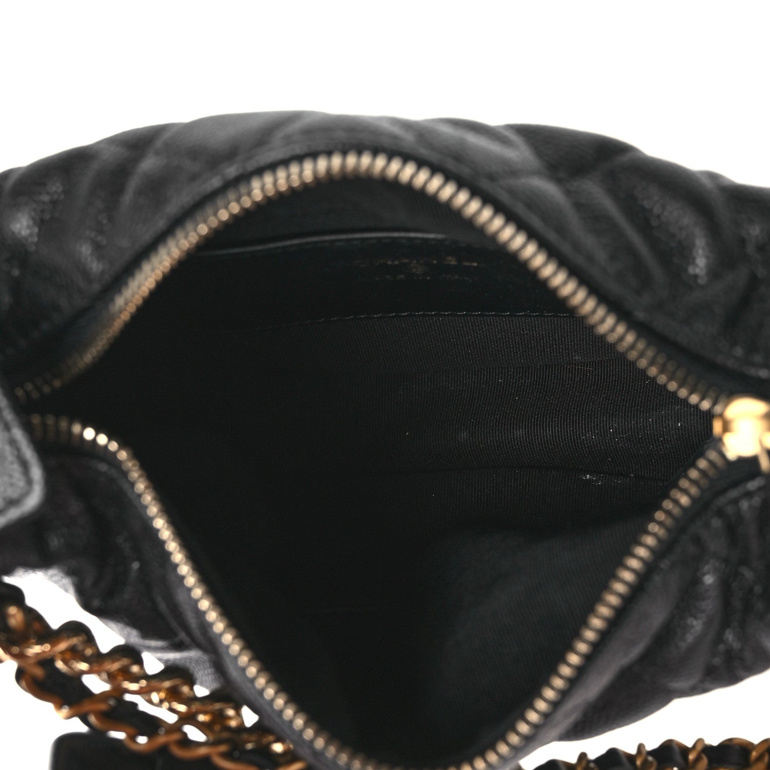 Shiny Caviar Quilted Bow Pouch Hobo Black