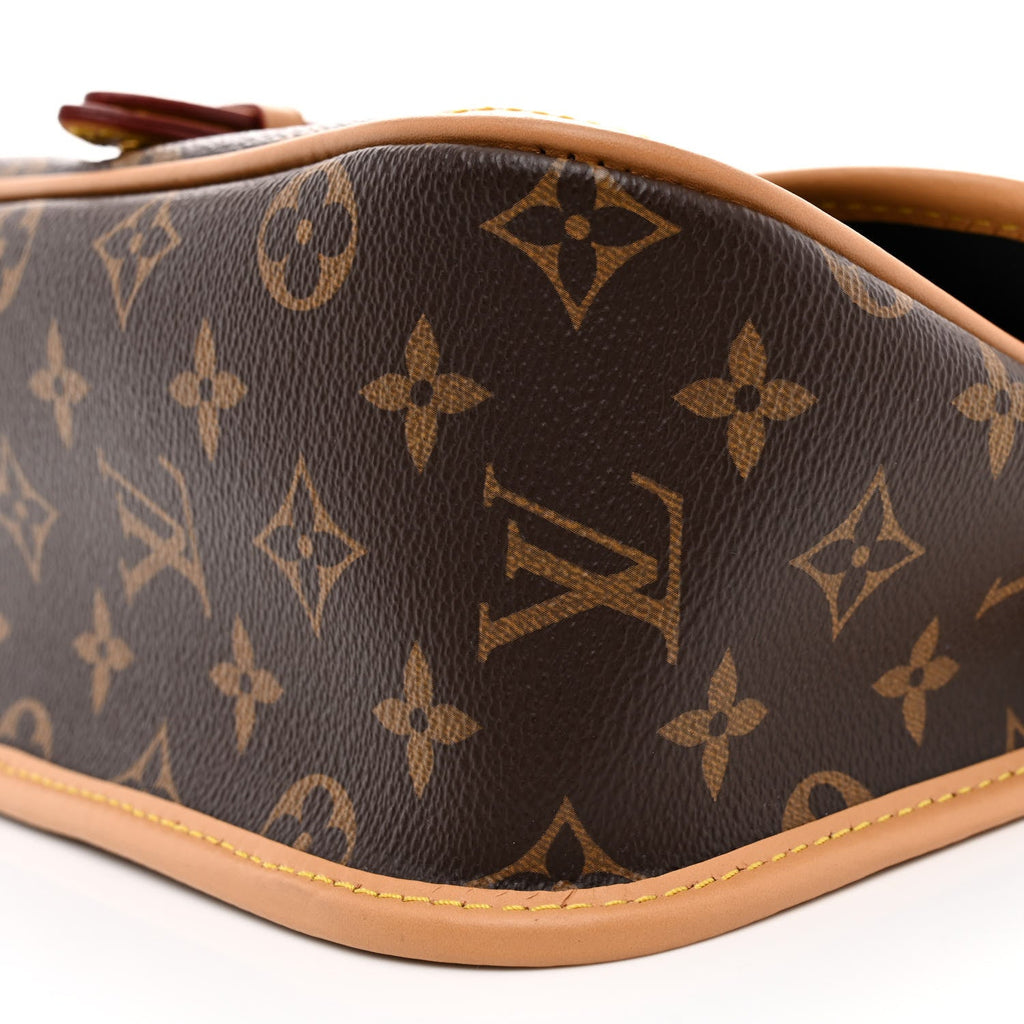 Monogram Diane Black