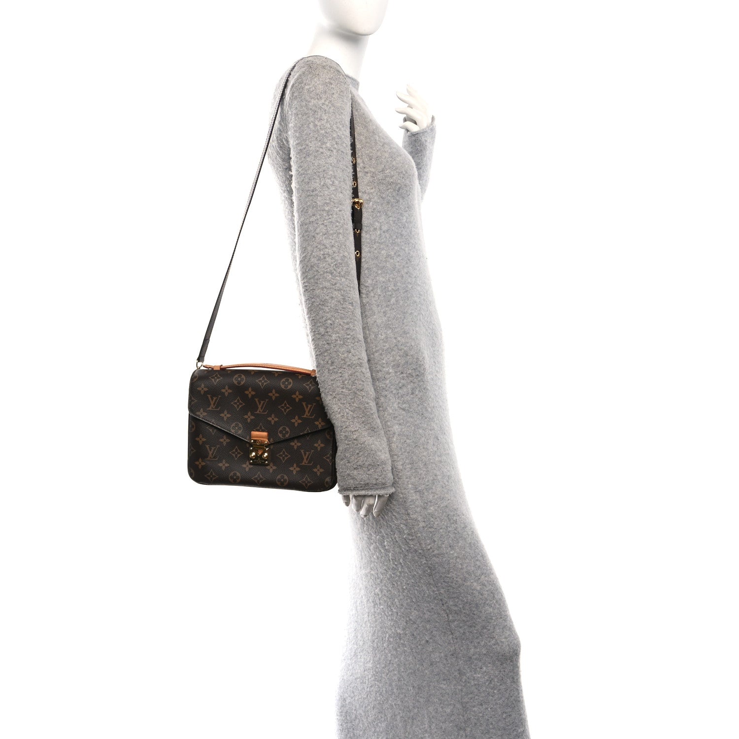 Monogram Pochette Metis