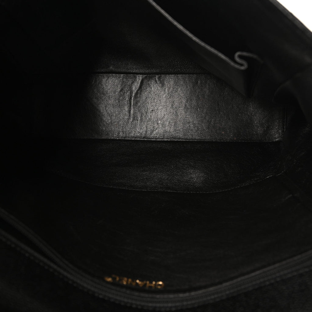 Caviar Quilted Single Flap Black