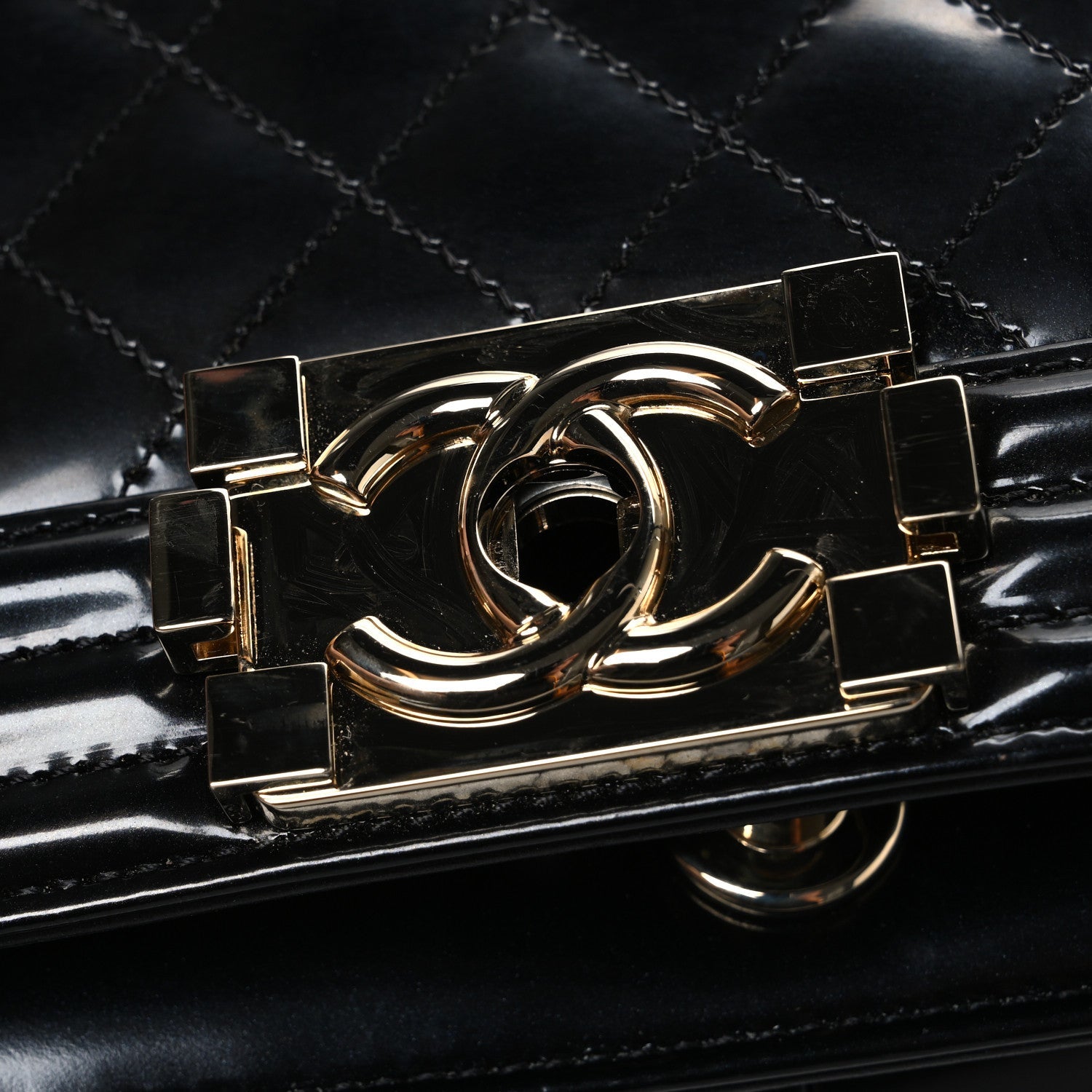 Iridescent Glazed Calfskin Quilted New Medium Boy Flap Black